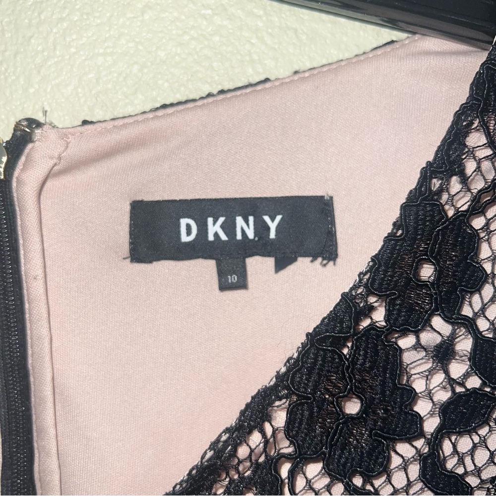 DKNY Floral‎ Lace Midi Dress Womens 10 Black V-Neck Tiered Sleeve Sheath - Picture 4 of 7